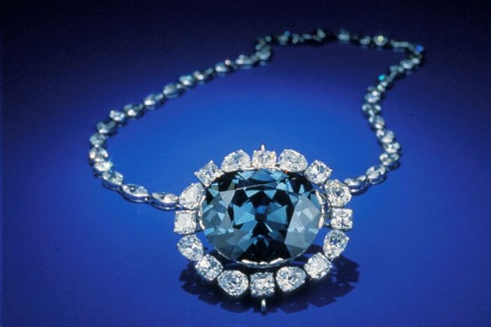 10 most expensive jewelry in the world in 2022