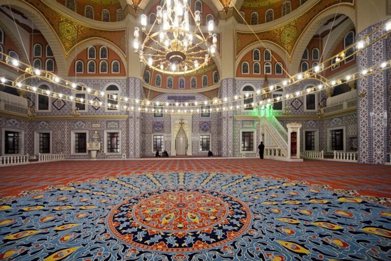 Most biggest mosques in Africa 