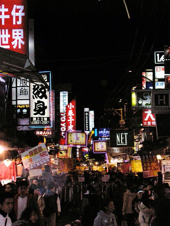famous street market in kyoto
