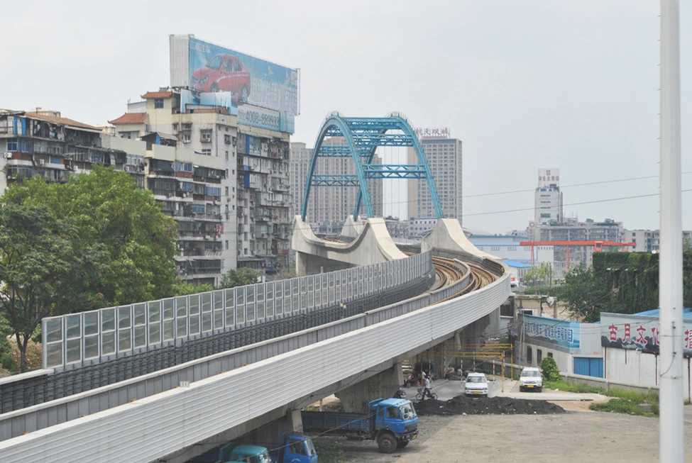 is wuhan bridge, china the longest bridge in the world?