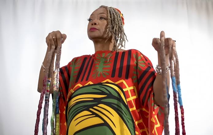 Top 5 People With The Longest Fingernails In The World