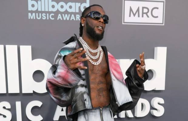 Burna boy at Billboard Music Awards 2022