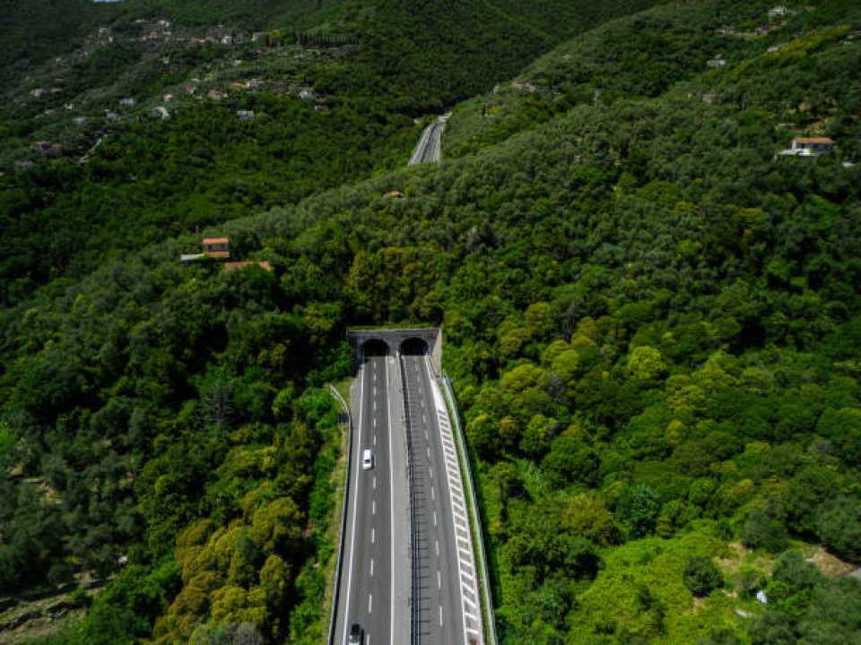 Top 10 Most Longest Tunnels In The World