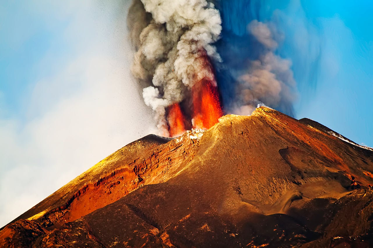 Top 10 Most Dangerous Active Volcanoes In The World Right Now