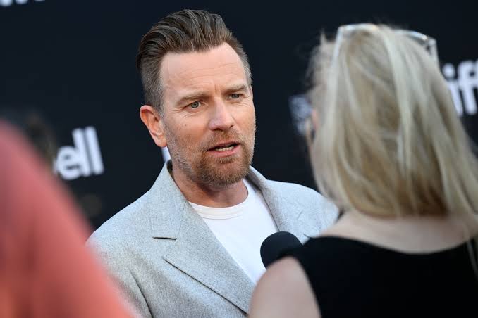 Ewan McGregor Net Worth, Age, Height, Biography, Wife, Children, Parents