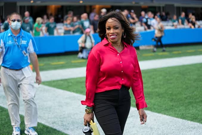 What Is Pam Oliver Net Worth? Salary, Husband, Age, Biography