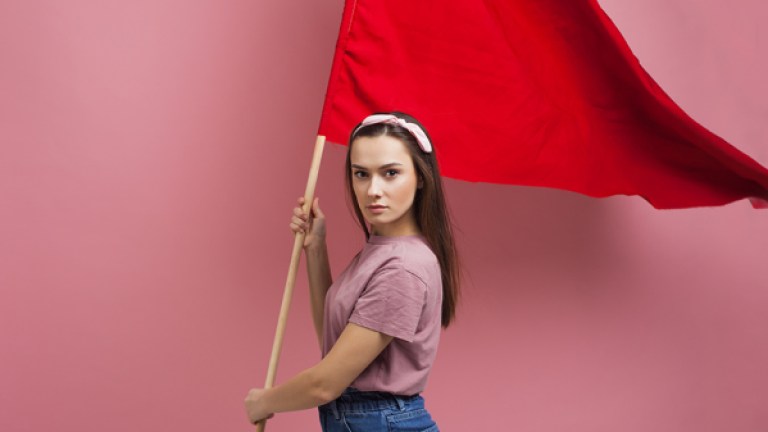 Top 10 Red Flags In A Woman