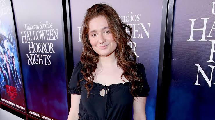 Emma Kenney Net Worth, Age, Height, Bio, Children, Husband, Family, Parents