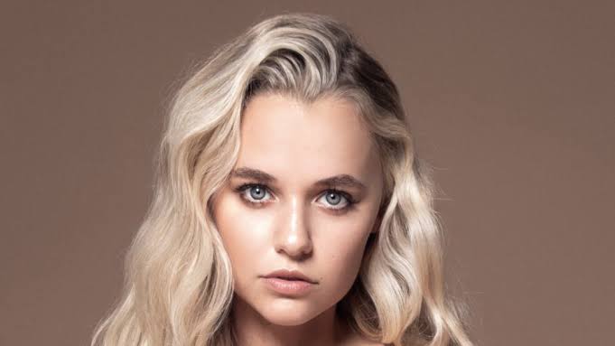 Madison Iseman Net Worth, Age, Height, Bio, Children, Husband, Family, Parents