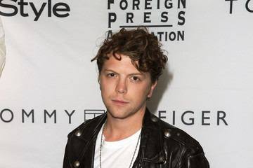 Michael Seater Net Worth, Age, Height, Wife, Biography, Children, Family, Parents